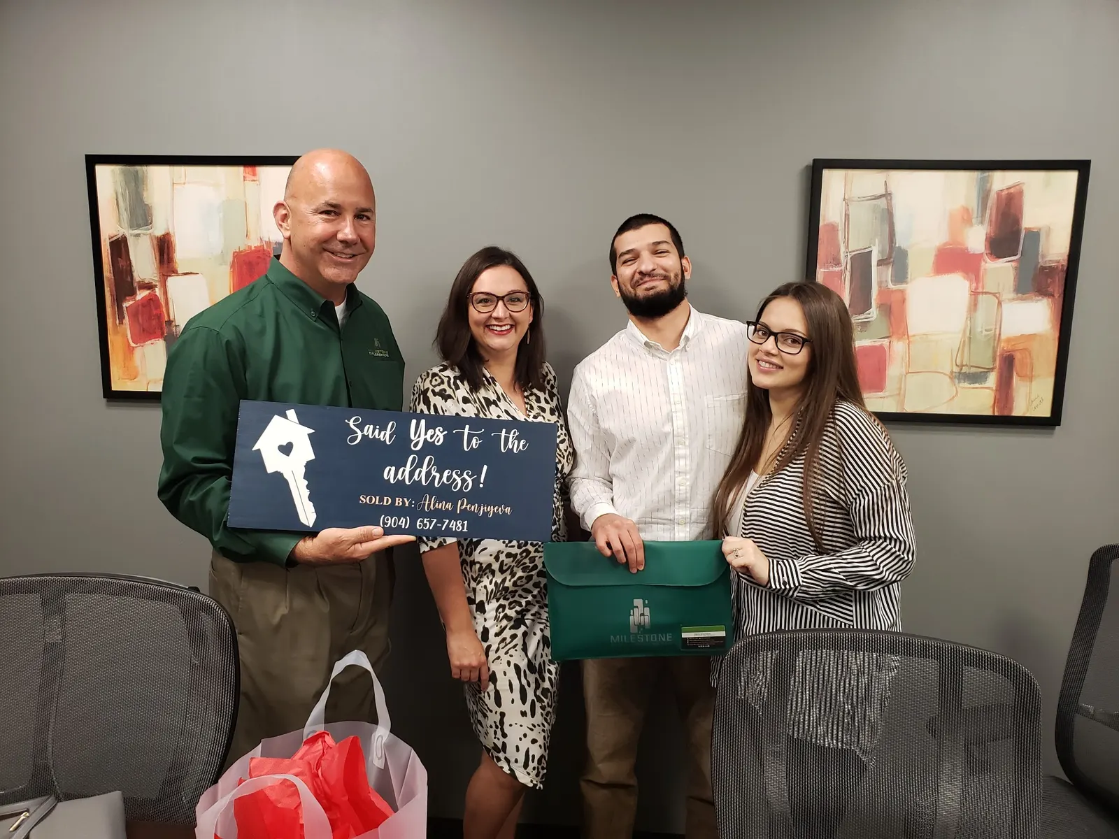 Jacksonville home buyers at closing